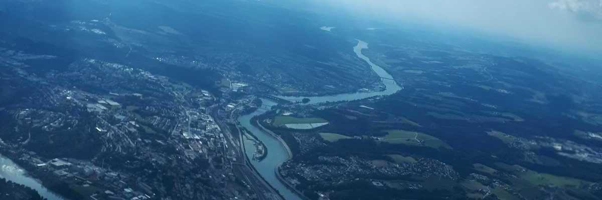 Flugwegposition um 14:38:08: Aufgenommen in der Nähe von Schärding, Österreich in 1528 Meter